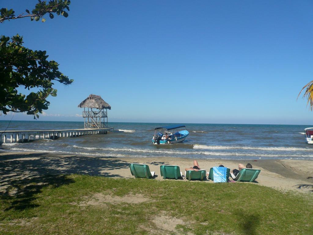 Hotel Salvador Gaviota Livingston Exterior photo